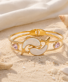 Fishia White Shell Cuff