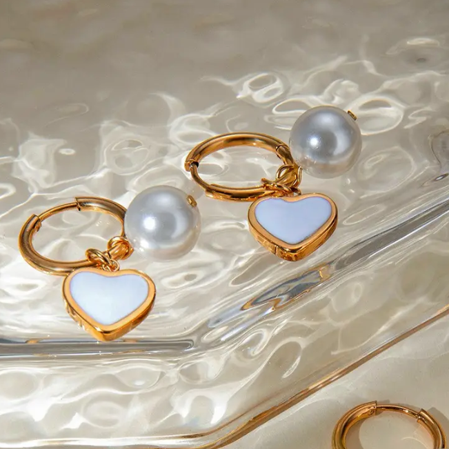 Ediva Heart Pearl Huggies