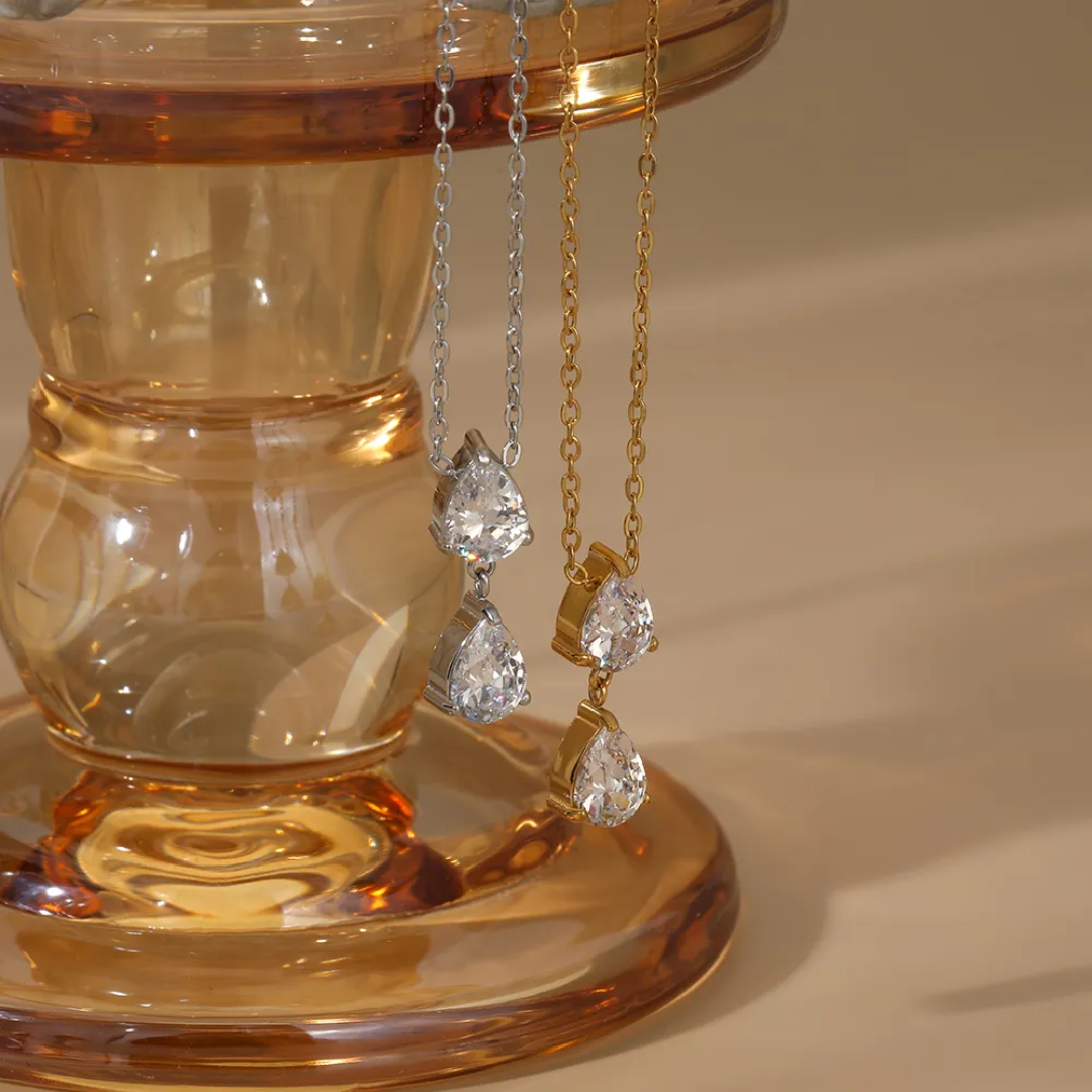 Classic Tropic Diamond Necklace