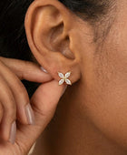 Demi fine Flower Dainty Stud