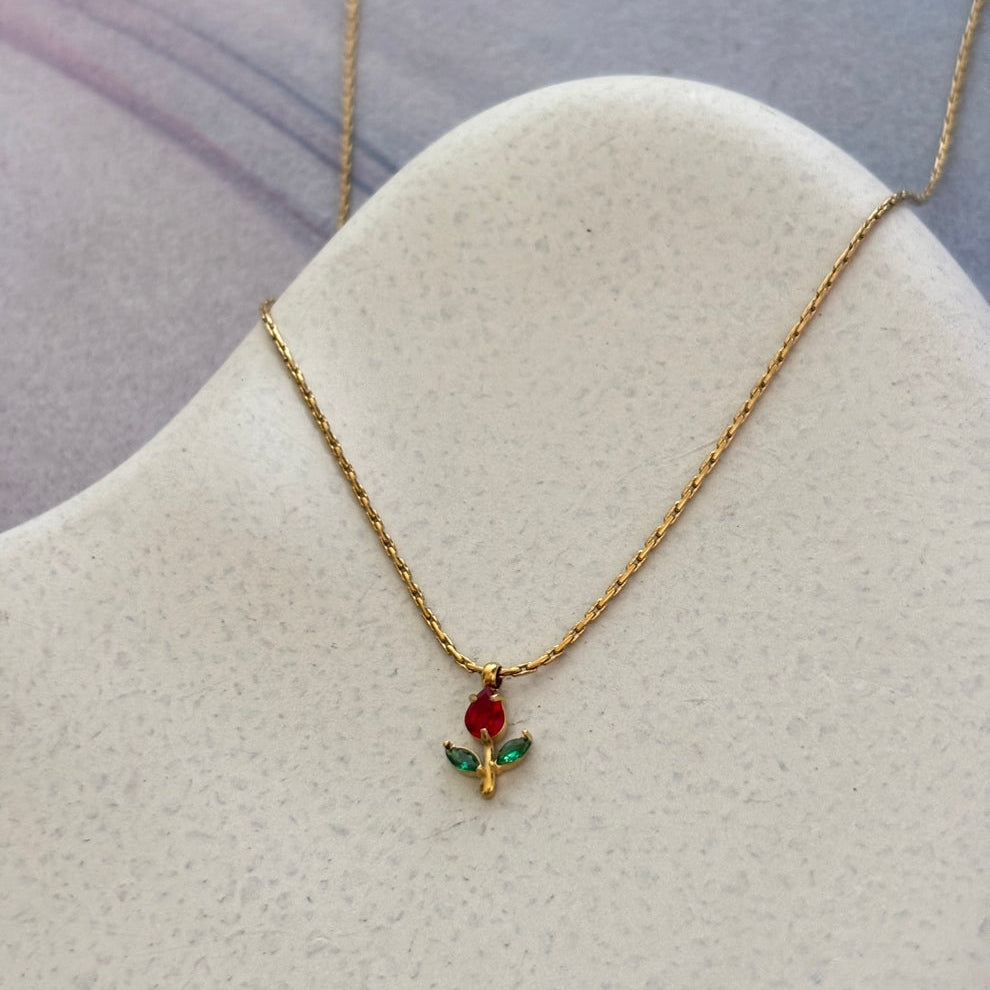 Little Tulip Diamond Necklaces