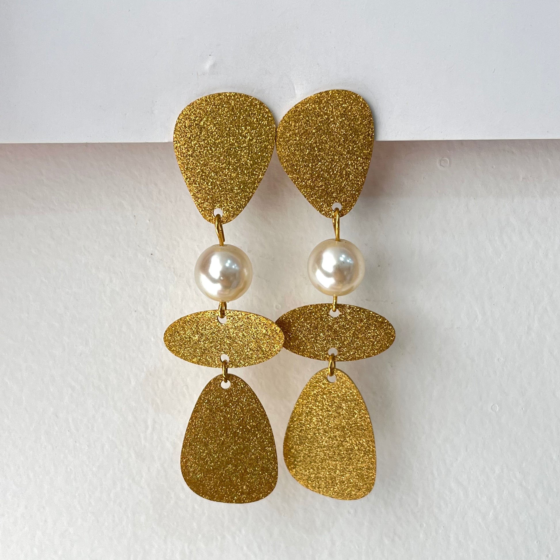 Bujin Statement Pearl Earrings