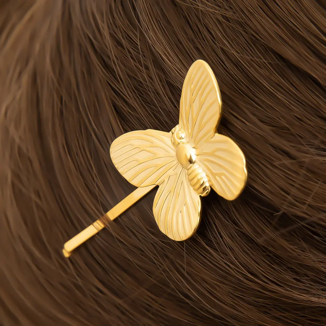 Girlie Statement Gold Clips