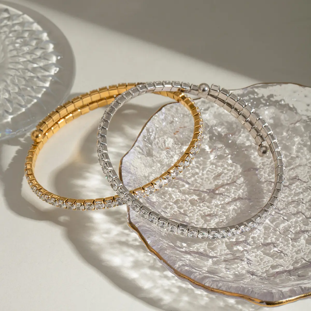 Glibi Single Layered Diamond Cuffs✨