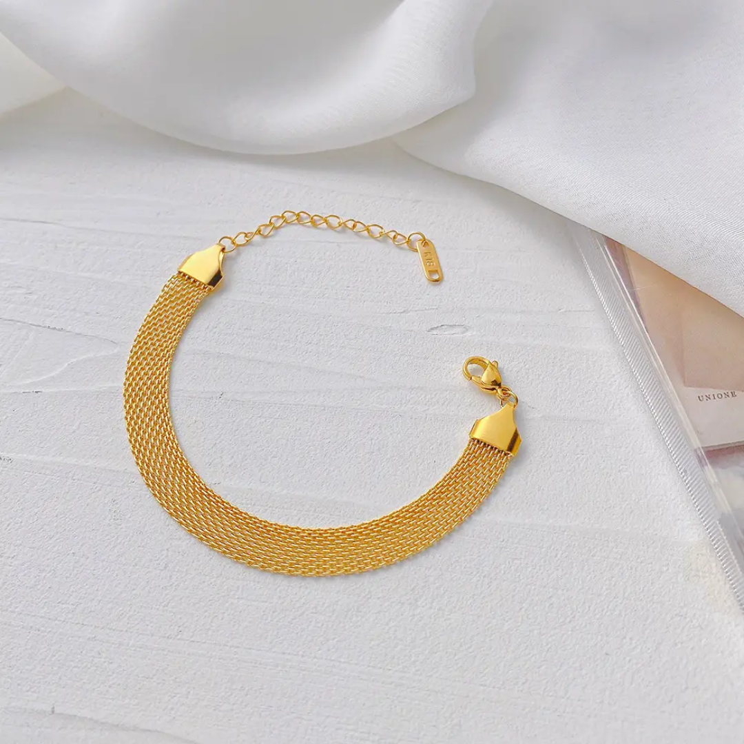 Net Sassy Gold Bracelet✨