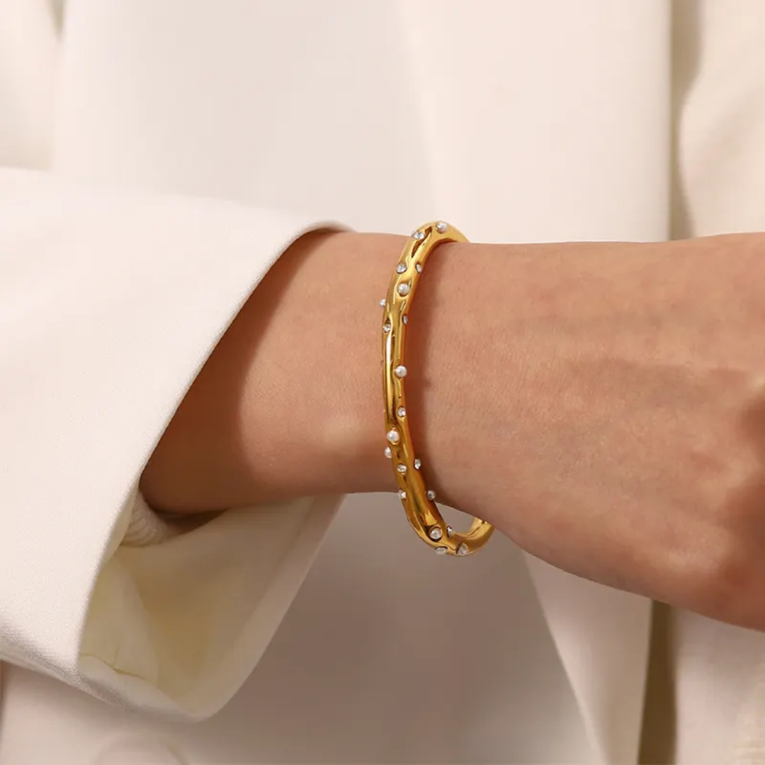 Glam Pearl & Diamond Cuff