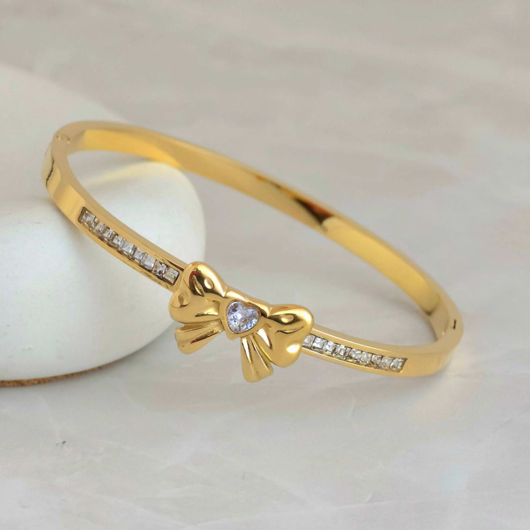 Todi Little Bow Cuff