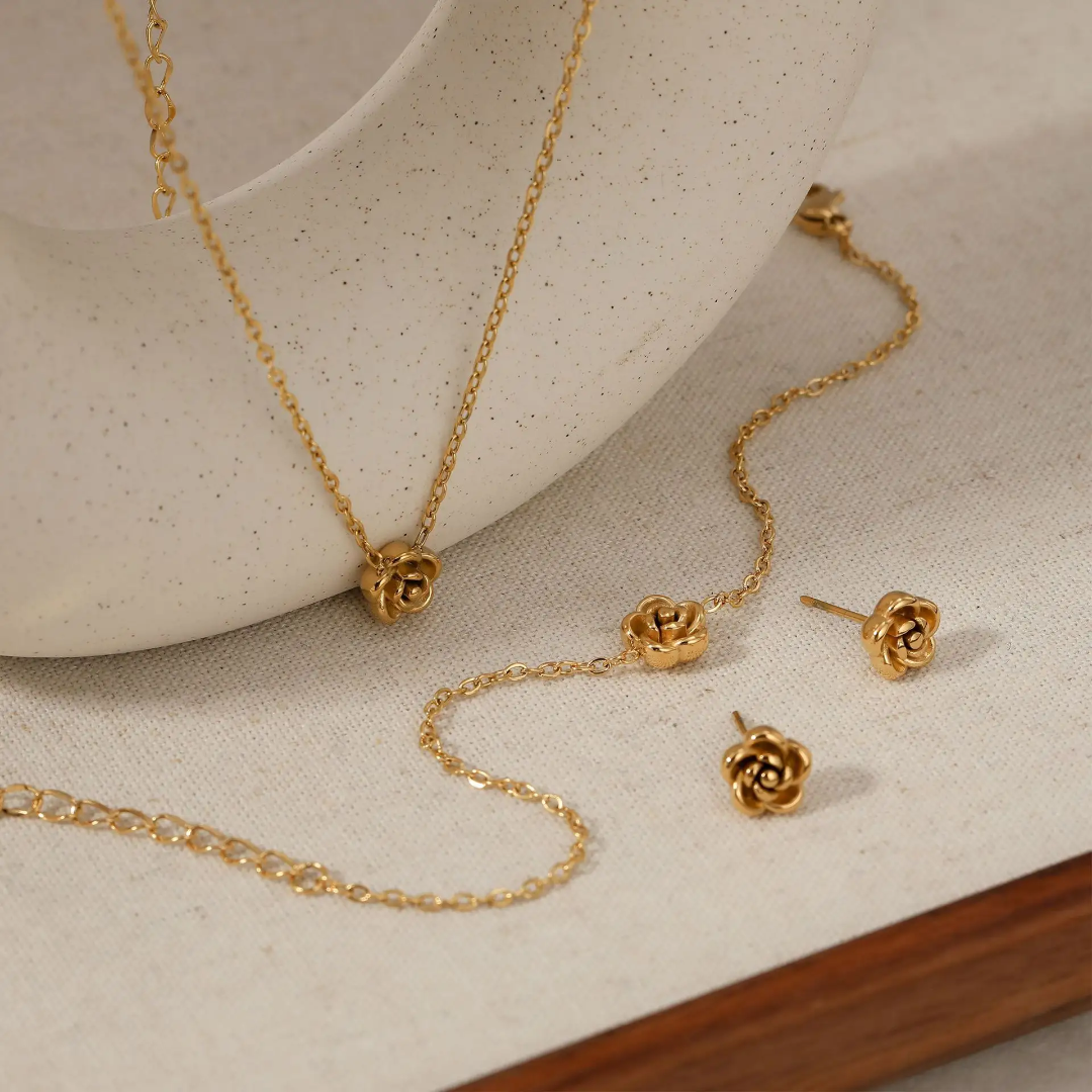 Qiltz Rose Dainty Bracelet