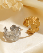 Evia Flower Gold Ring