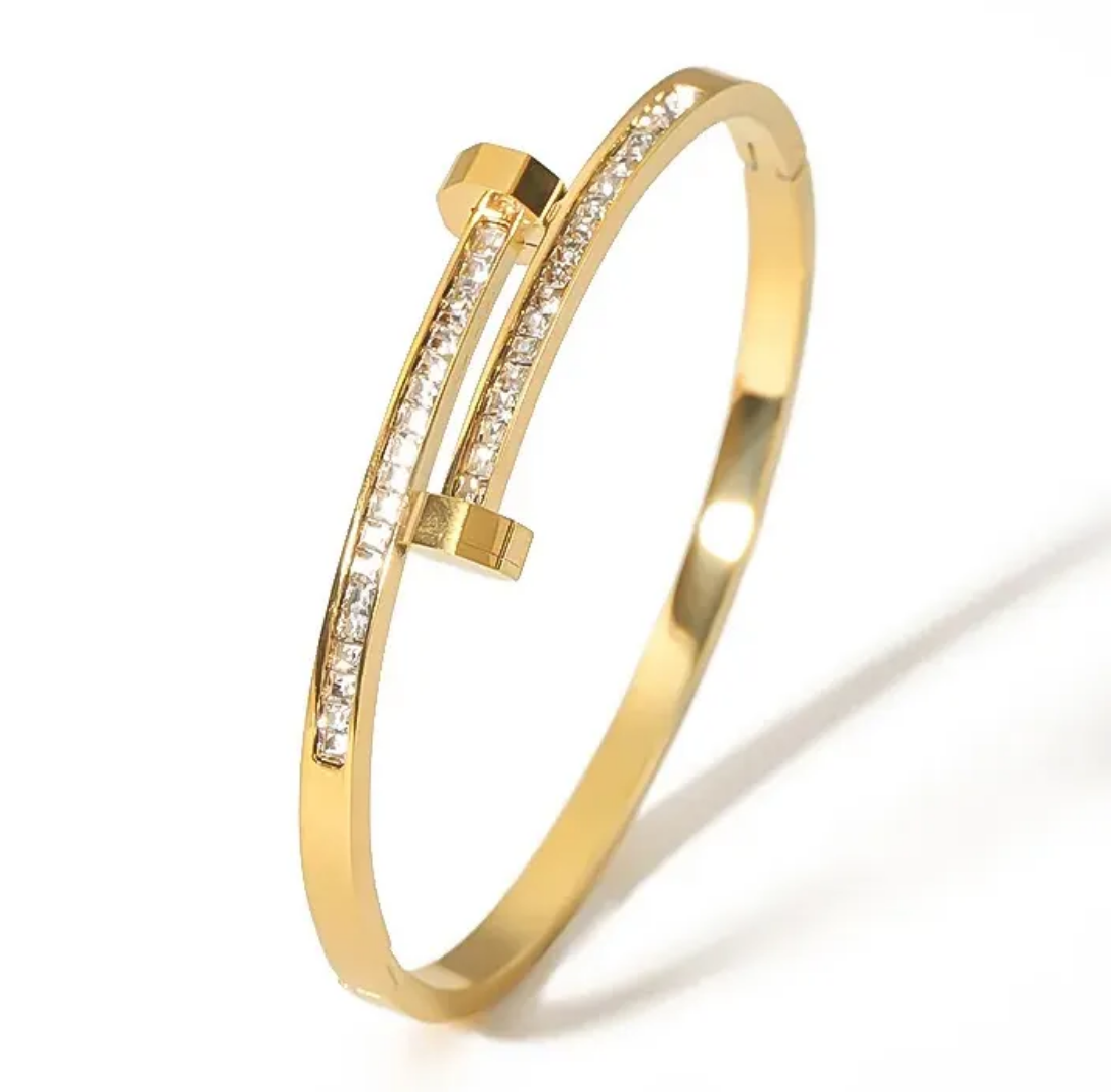 Noila Diamond Gold Cuff