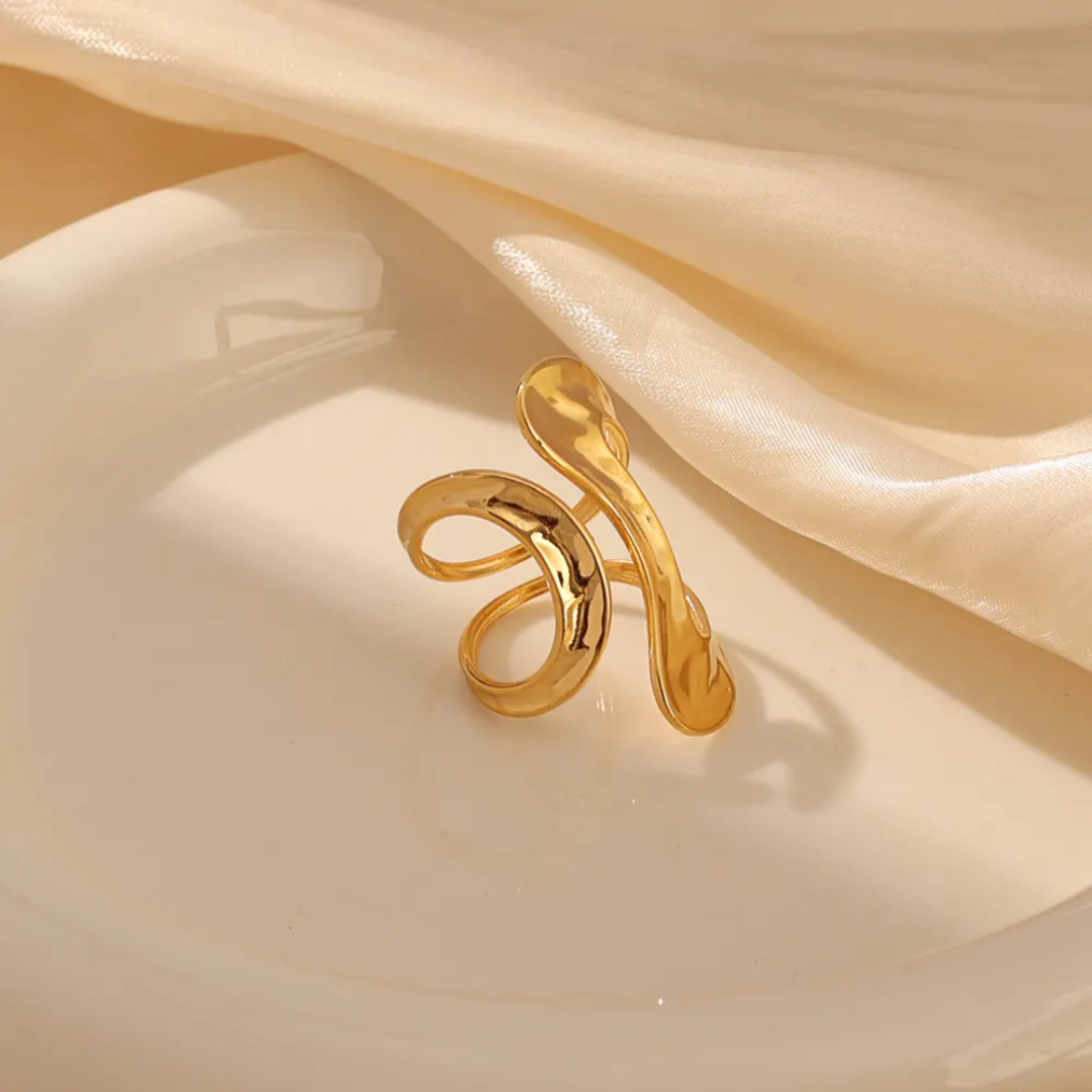 Wavy Statement Gold Ring