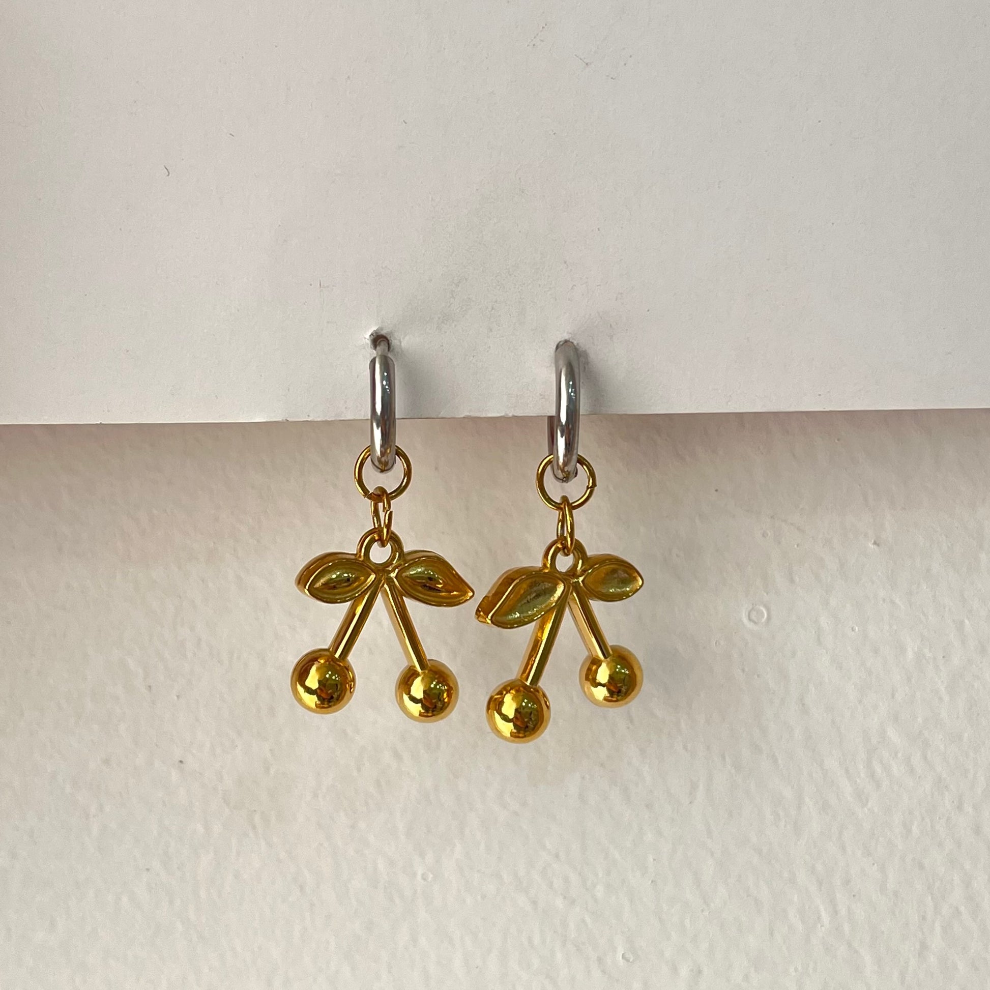 Raha Cherry Dual Earrings