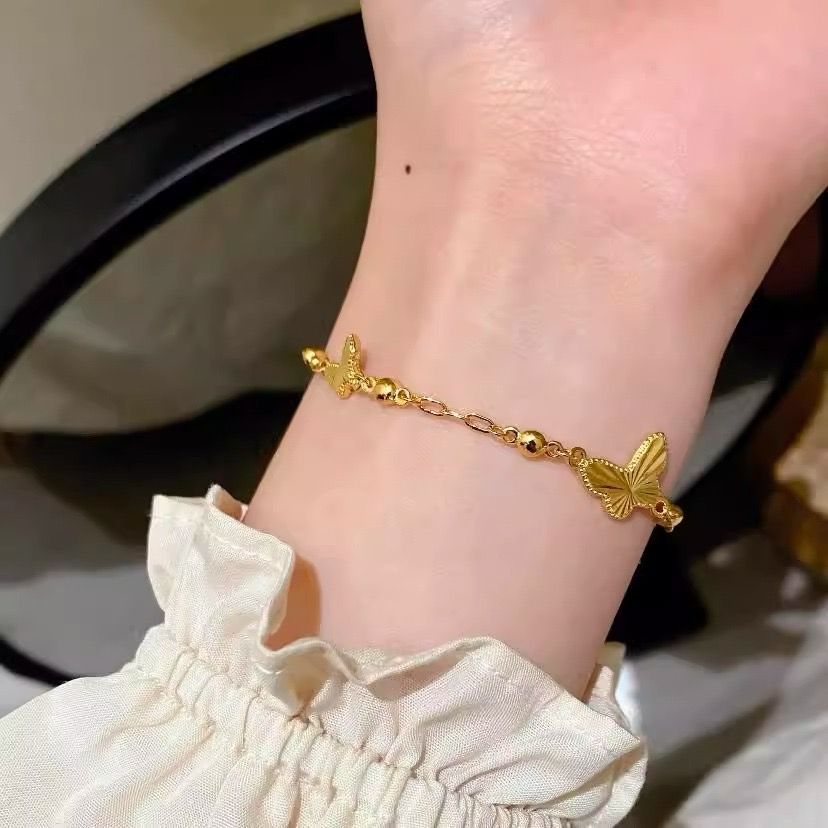 Piaci Butterfly Dainty Bracelet