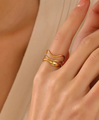 Bobbie Wavy Ring