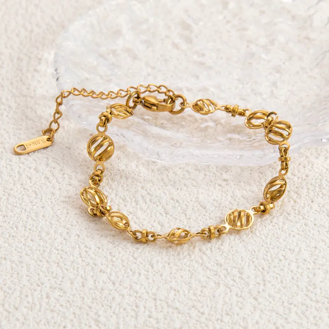 Emmy Circle Linked Bracelet❤️