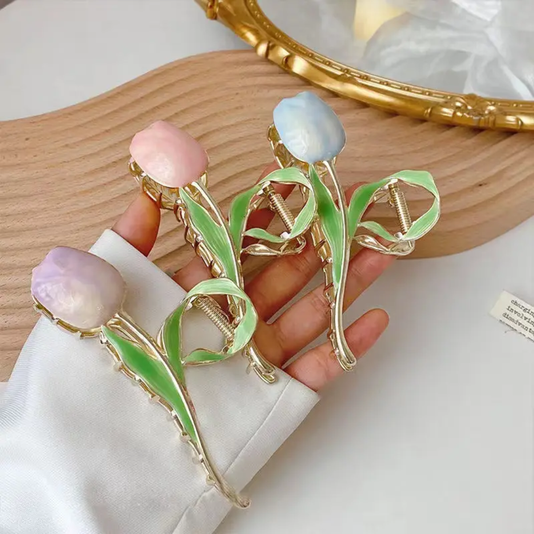 Sophie Tulip Cute Clutchers
