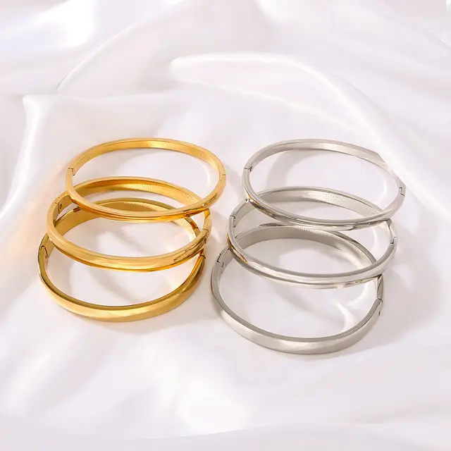 Dare To Be Gold Plain Cuffs
