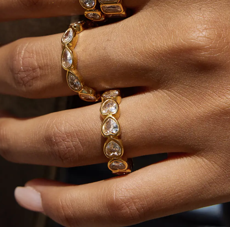 Zoya Crown Heart Gold Ring