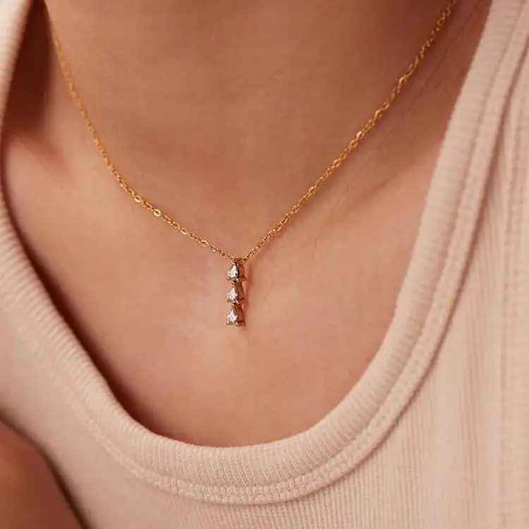 Wevesi Tri Diamond Necklace✨